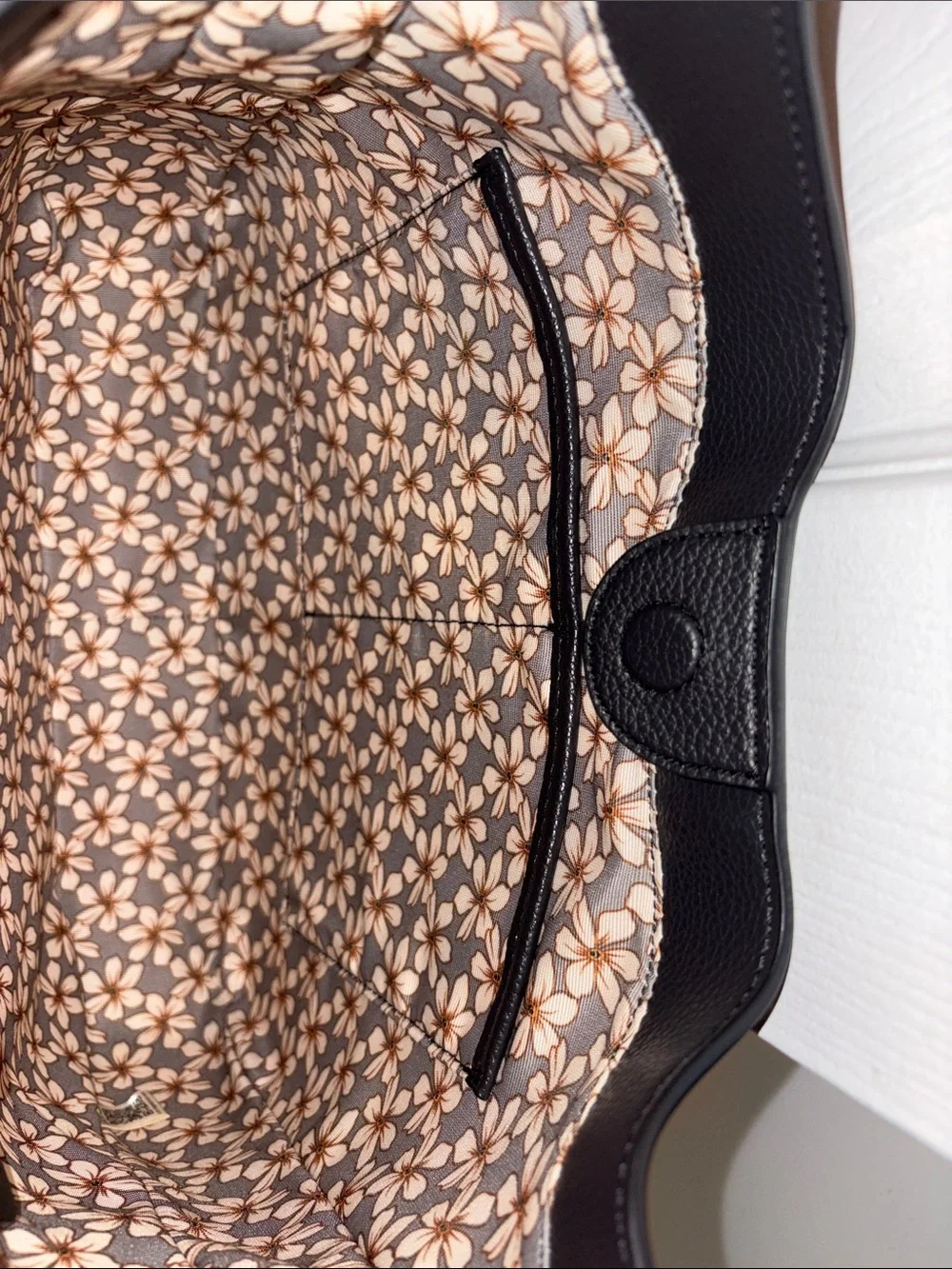 Vera Bradley black pebbled